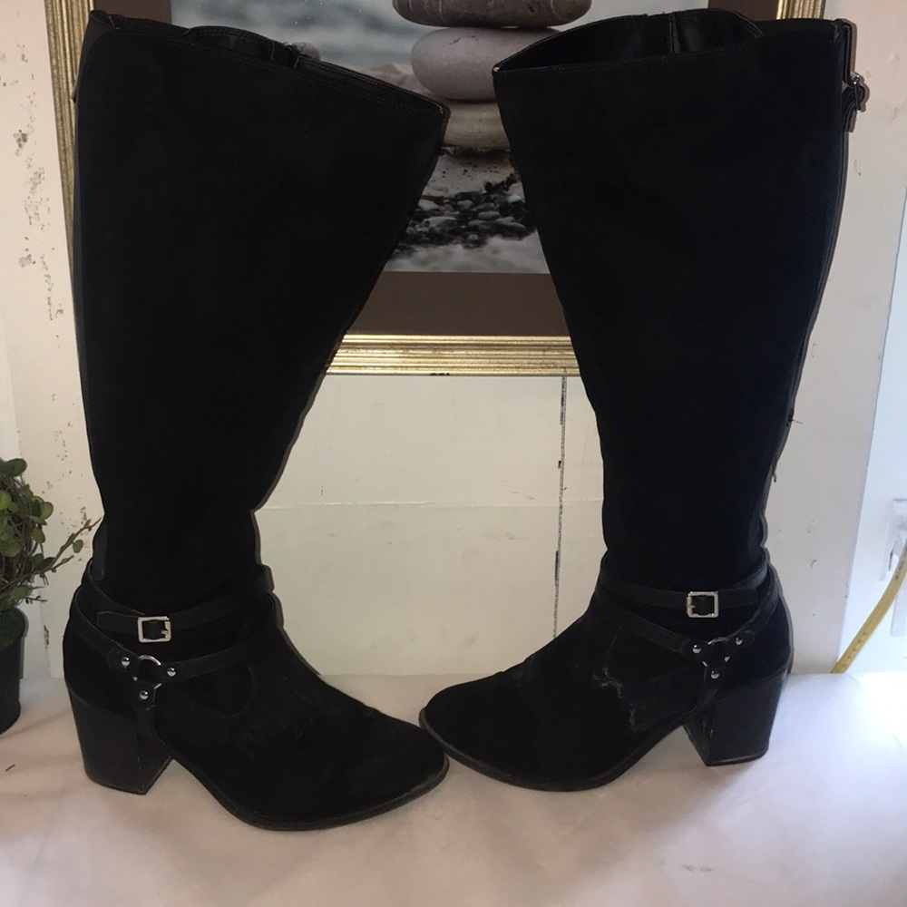 Torrid boots